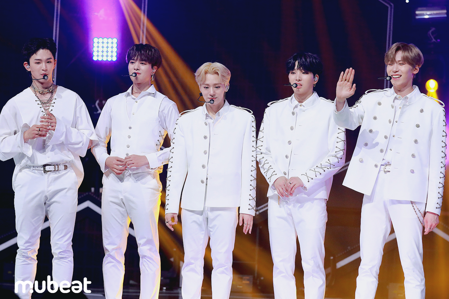 ONEUS Pre-recording